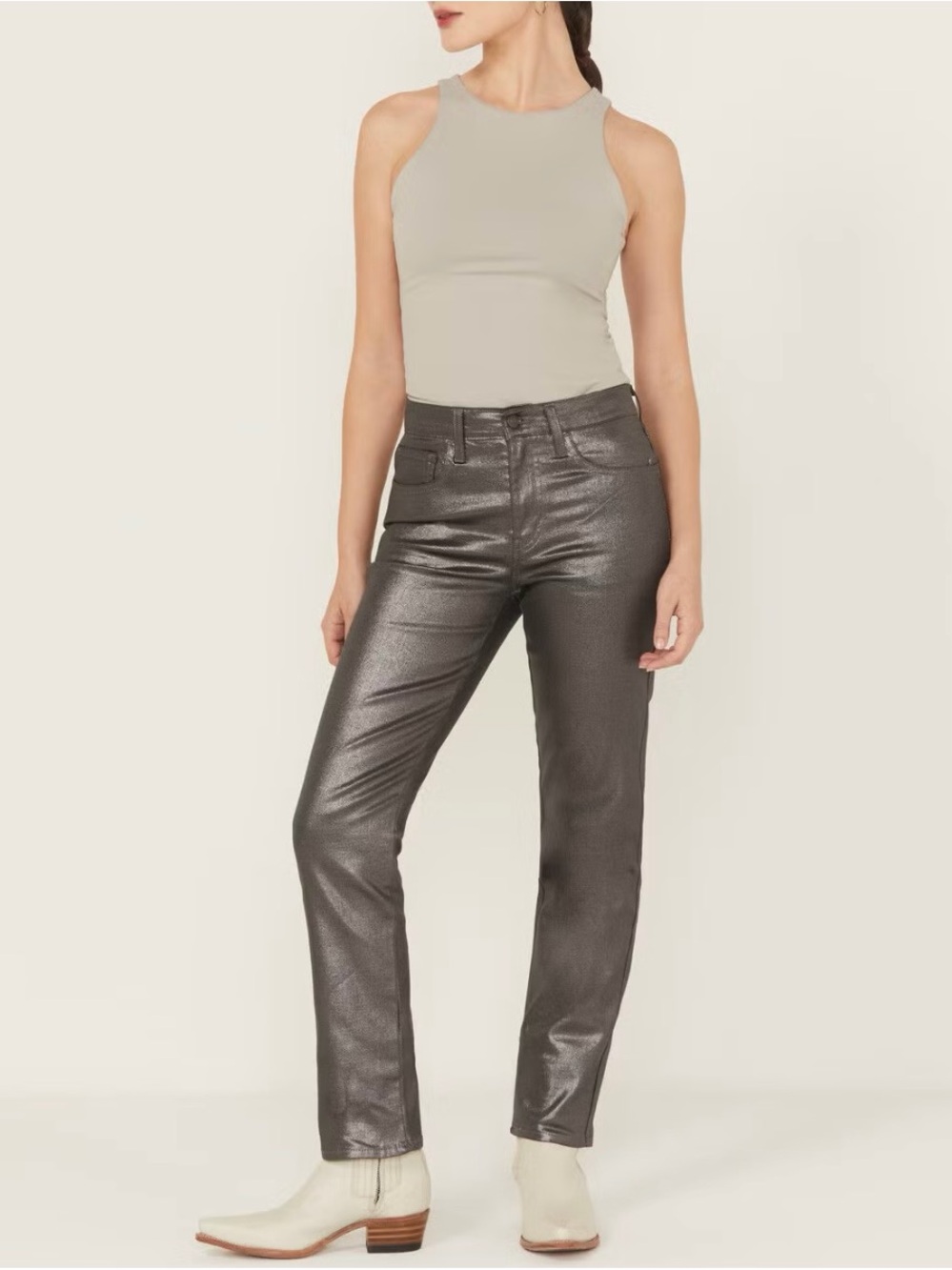 Levi'sยฎ 724 High-Rise Straight Jeans - 33x32